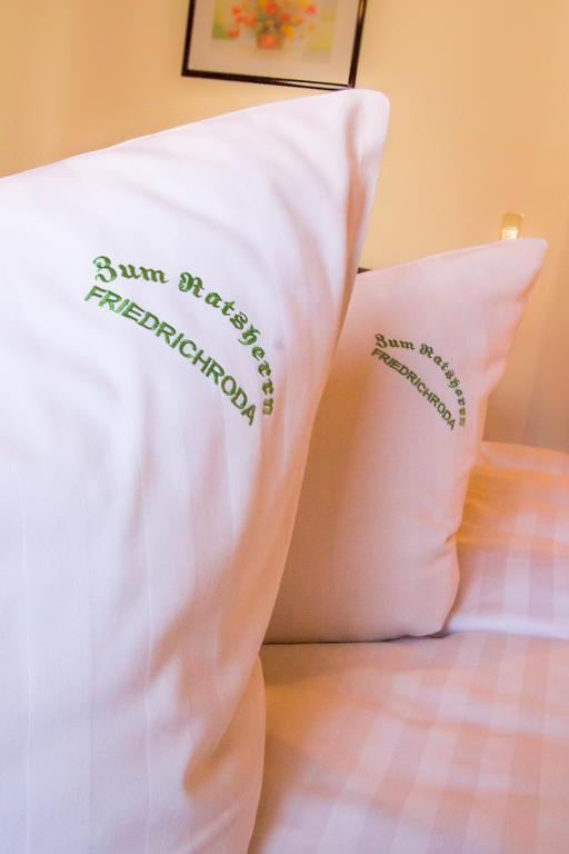 Pension Zum-Ratsherrn Friedrichroda Room photo